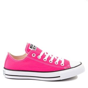 NEW Converse Chuck Taylor All Star Hyper Pink Lo Sneakers